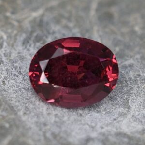 Rhodolite oval 7.2x5.6mm 1.23cts rh267