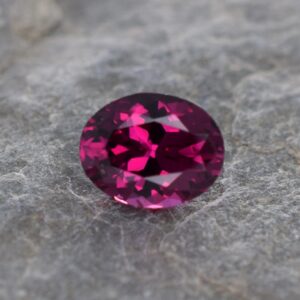 Rhodolite oval 7.2x5.7mm 1.26cts rh269 SOLD