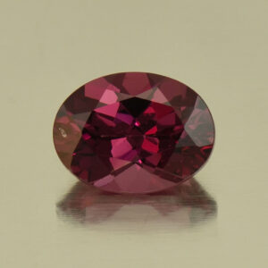 Rhodolite oval 8.0x6.0mm 1.59cts N rh458
