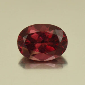 Rhodolite oval 9.3x6.8mm 2.40cts N rh551