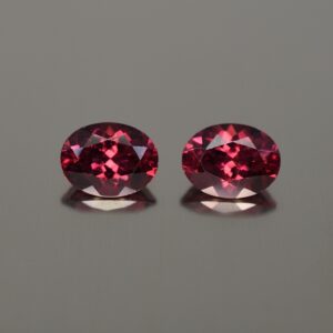Rhodolite oval pair 8.5x6.5mm 3.86cts rh332