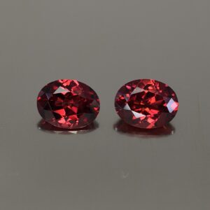 Rhodolite oval pair 9.0x7.0mm 4.34cts rh331
