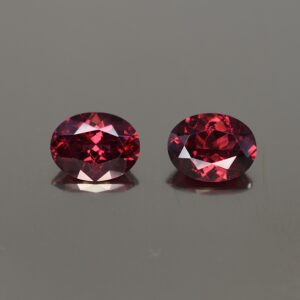 Rhodolite oval pair 9.1x7.0mm 4.46cts rh333
