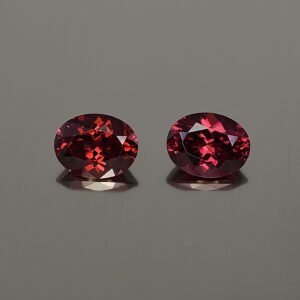 Rhodolite oval pair 9.1x7.0mm 4.69cts rh330