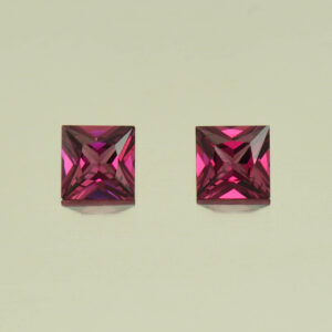 Rhodolite princess pair 4.0mm 0.78cts N rh507