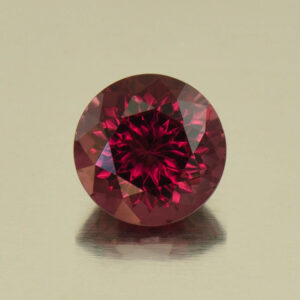 Rhodolite round 6.7mm 1.51cts N rh179