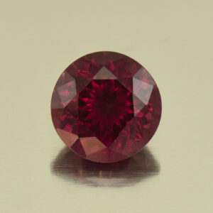 Rhodolite round 7.9mm 2.57cts N rh183