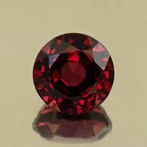 Rhodolite round 9.6x9.5x6.8mm 5.14cts N rh802