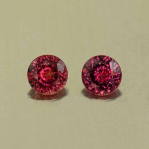 Rhodolite round pair 5.0mm 1.16cts N rh717