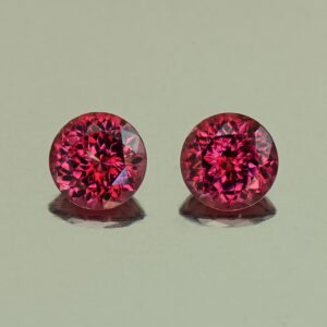 Rhodolite round pair 5.0mm 1.19cts N rh637