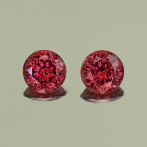 Rhodolite round pair 5.0mm 1.24cts N rh642