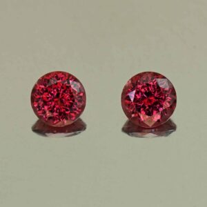 Rhodolite round pair 5.5mm 1.60cts N rh651