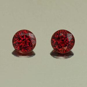 Rhodolite round pair 5.5mm 1.62cts N rh653