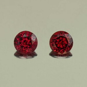 Rhodolite round pair 6.0mm 2.03cts N rh663