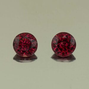 Rhodolite round pair 6.5mm 2.68cts N rh690