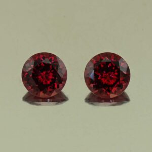 Rhodolite round pair 7.0mm 3.21cts N rh694
