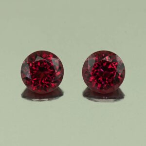 Rhodolite round pair 7.0mm 3.37cts N rh697