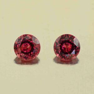 Rhodolite round pair 7.0mm 3.40cts N rh731 scaled 1