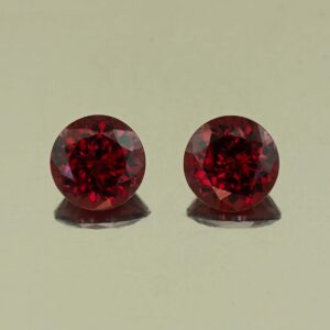Rhodolite round pair 7.0mm 3.41cts N rh698