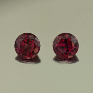 Rhodolite round pair 7.0mm 3.46cts N rh699
