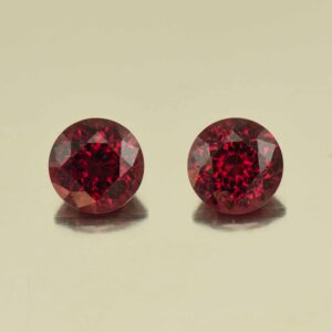 Rhodolite round pair 7.5mm 4.11cts N rh186