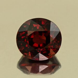 Rhodolite roval 10.9x10.2x7.9mm 7.13cts N rh810