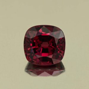 Rhodolite sq cush 9.9x9.6x7.0mm 5.87cts N rh736