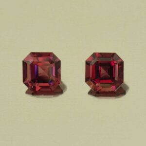 Rhodolite sq eme cut pair 5.0mm 1.54cts N rh596