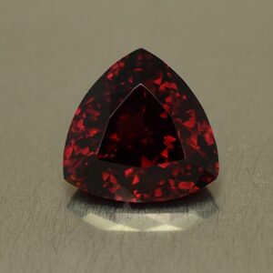 Rhodolite trillion 11.0mm 5.20cts rh262