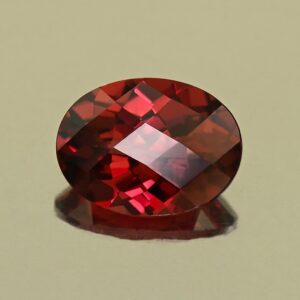 RoseMalayaGarnet ch oval 8.1x6.0mm 1.45cts N rm314