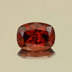 RoseMalayaGarnet cush 8.3x6.2mm 1.92cts N rm476