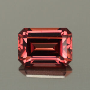 RoseMalayaGarnet eme cut 7.0x5.0mm 1.34cts N rm244 SOLD