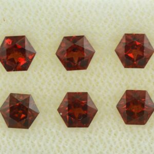 RoseMalayaGarnet hex box 4.0mm 3.89cts N rm289 scaled 1 SOLD