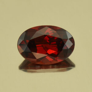 RoseMalayaGarnet oval 9.9x6.7mm 2.41cts N rm372