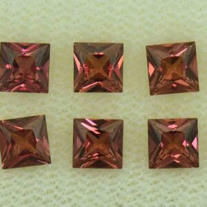 RoseMalayaGarnet princess box set 4.0mm 3.69cts N rm428