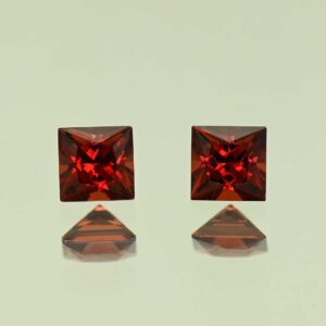 RoseMalayaGarnet princess pair 4.4mm 1.14cts N rm454
