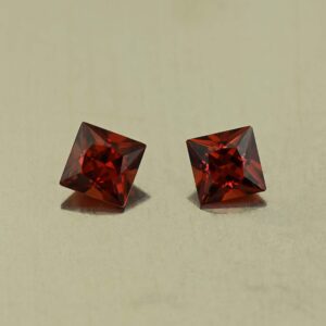 RoseMalayaGarnet princess pair 4.5mm 1.12cts N rm456