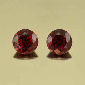 RoseMalayaGarnet round pair 10.8mm 11.65cts N rm132 scaled 1