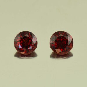 RoseMalayaGarnet round pair 6.5mm 2.60cts N rm194