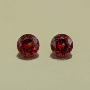 RoseMalayaGarnet round pair 6.5mm 2.63cts N rm440 scaled 1