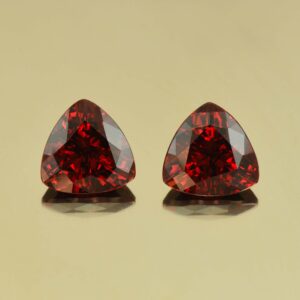 RoseMalayaGarnet trill pair 10.4mm 9.12cts N rm395