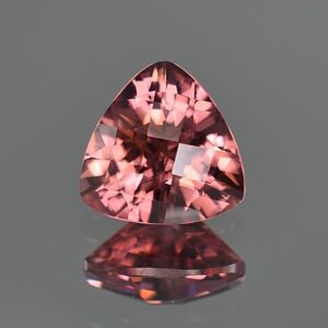 RoseZircon_ch_trillion_9.5mm_4.22cts_zn733.jpg