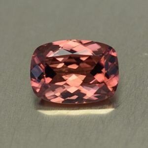RoseZircon cush 7.5x5.5mm 1.38cts zn2497