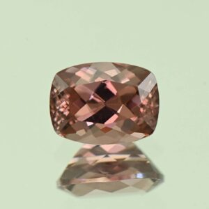 RoseZircon cush 8.1x6.1mm 2.31cts H zn7800