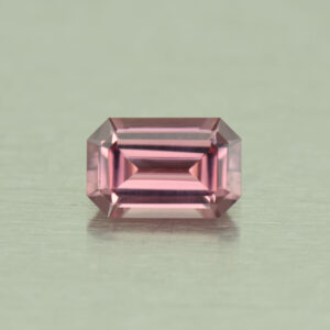 RoseZircon eme cut 7.8x5.0m 1.72cts H zn5097