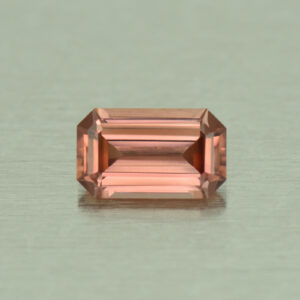 RoseZircon eme cut 7.9x4.7m 1.50cts H zn5098