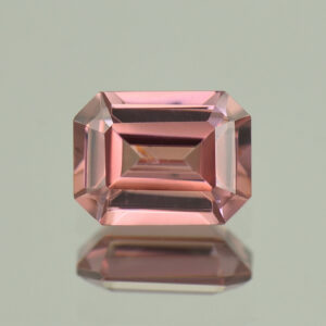 RoseZircon eme cut 8.0x6.0mm 2.23cts H zn5634