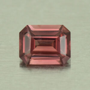 RoseZircon eme cut 8.5x6.5mm 2.74cts H zn5130