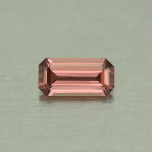 RoseZircon eme cut 8.9x4.5mm 1.55cts H zn5102