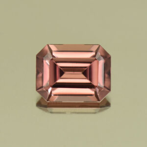 RoseZircon eme cut 9.0x7.0mm 3.32cts H zn5138